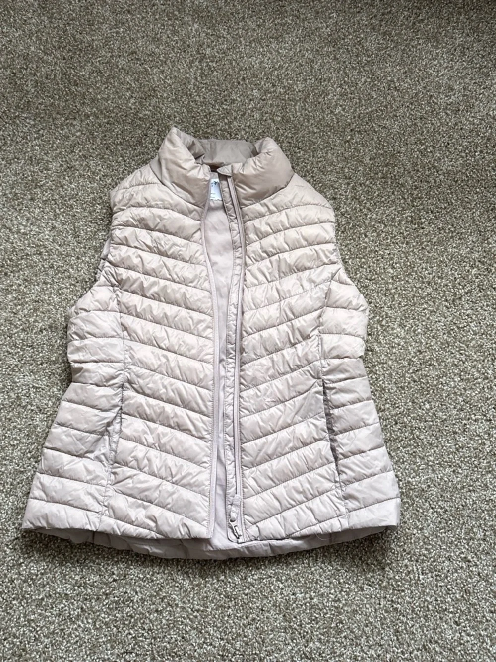 Old Navy active Light pink Quilted Puffer Vest - Women